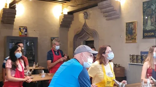 En vidéo : un atelier pour faire sa moutarde